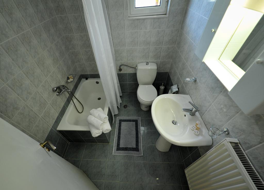 Verga Apartments & Suites 卡拉马塔 外观 照片